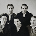 Учителя. 1960-е гг. 1 ряд (слева): Балякина Мария Васильевна, Федорова Наталья Ильинична, Шарыбкина Валентина Васильевна; 2 ряд: ?, Шелегова Светлана Григорьевна. Соцсеть «Одноклассники». Новоичинская средняя школа https://ok.ru/group/55521924939830/album/966263833398
