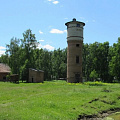 Водонапорная башня в д. Ушково, 1955 г. постройки. Фото из открытых источников
