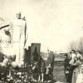 Памятник землякам-участникам Великой Отечественной в Карасево. Возложение венков